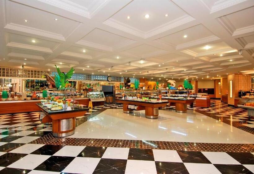 Delphin Deluxe Resort