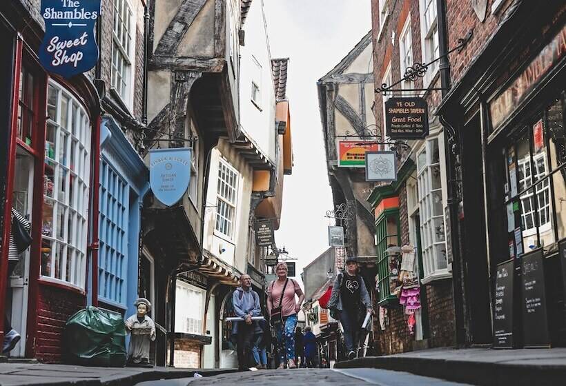 호텔 Doubletree By Hilton York