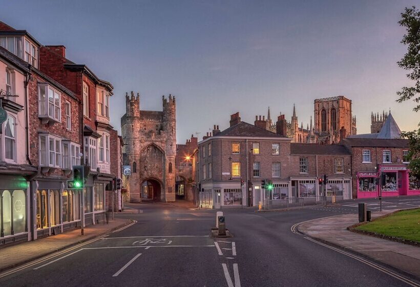 호텔 Doubletree By Hilton York