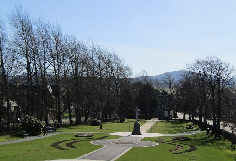 Отель Duke Of Gordon