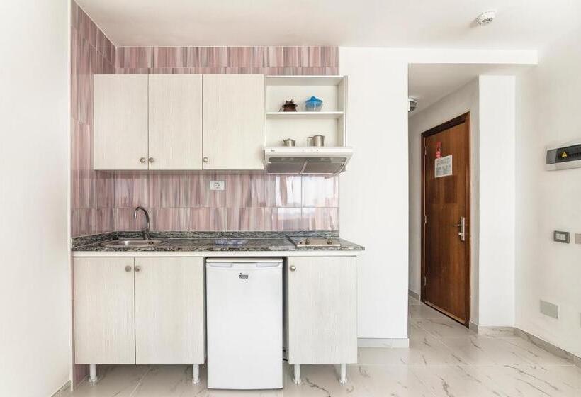 ホテル Europalace