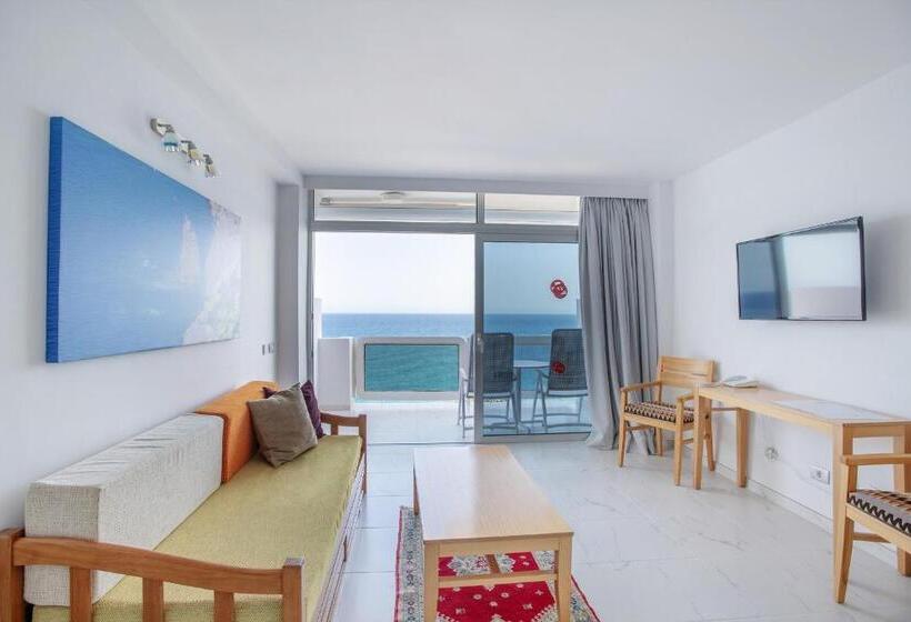 ホテル Europalace