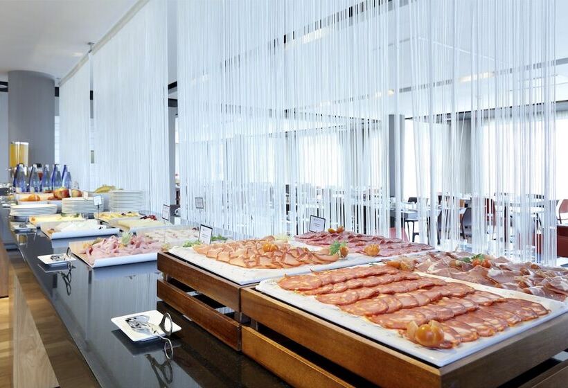 בית מלון כפרי Eurostars Madrid Congress