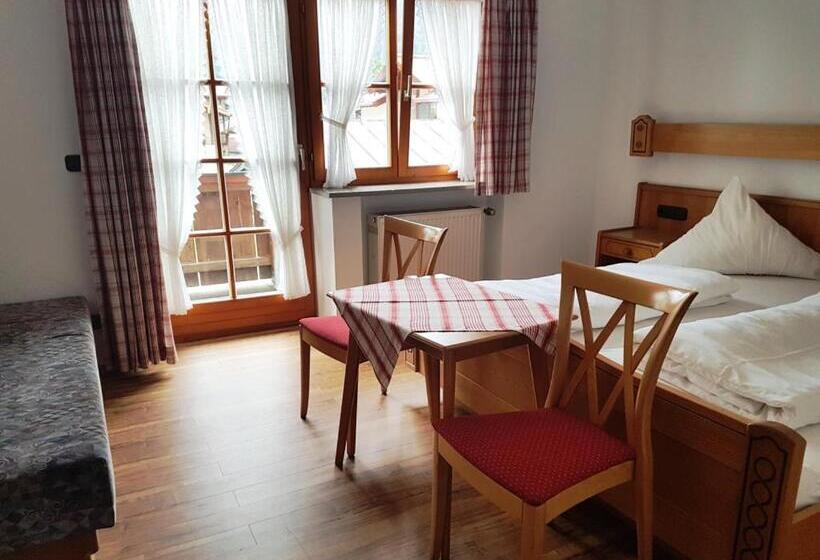 בית מלון כפרי Gasthof Altes Forsthaus