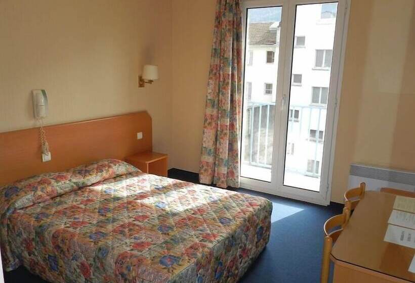 هتل Gloria Et Avenue