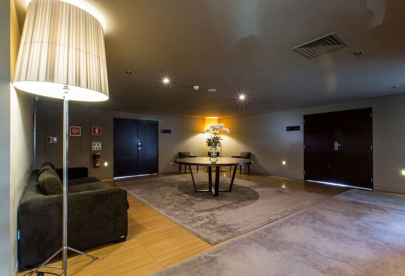 호텔 Golden Tulip Sao Joao Da Madeira