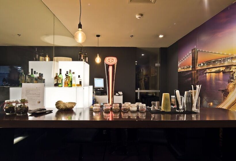 호텔 Golden Tulip Sao Joao Da Madeira