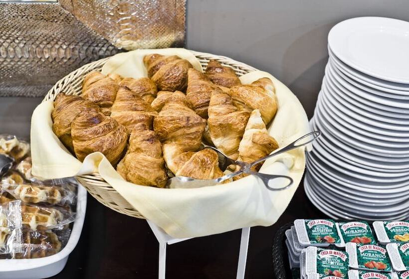 호텔 Golden Tulip Sao Joao Da Madeira