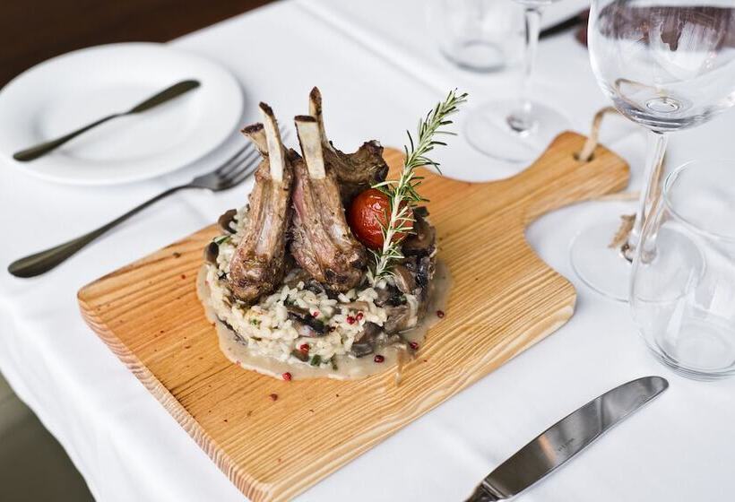 호텔 Golden Tulip Sao Joao Da Madeira