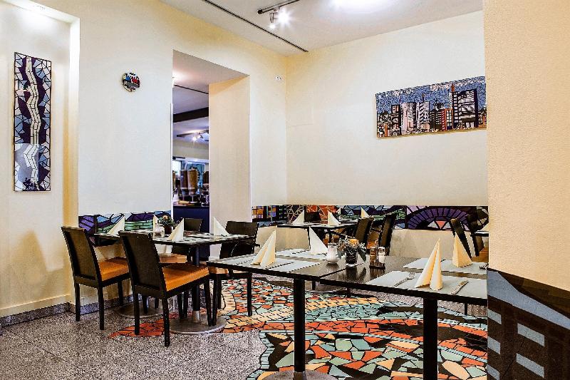 Grand Hotel Downtown