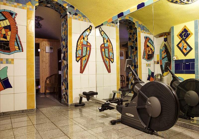 Grand Hotel Downtown