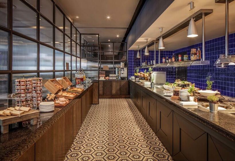 בית מלון כפרי Hilton Dublin Airport