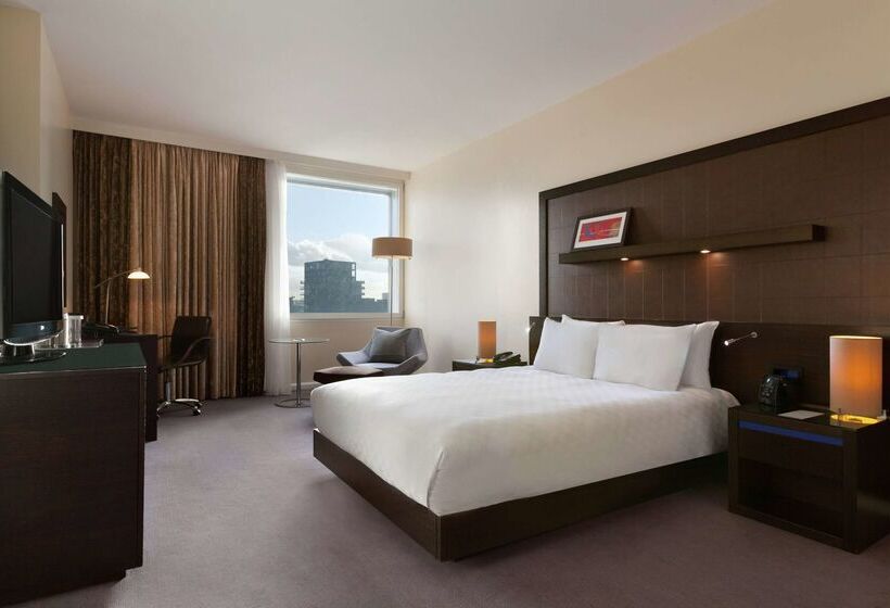 ホテル Hilton London Canary Wharf