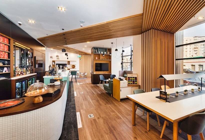 هتل Holiday Inn Bucharest   Times, An Ihg