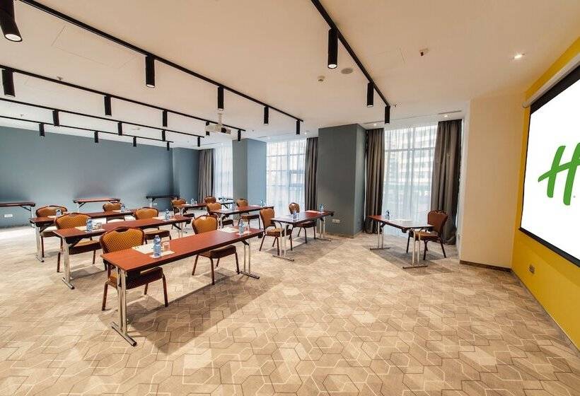 هتل Holiday Inn Bucharest   Times, An Ihg