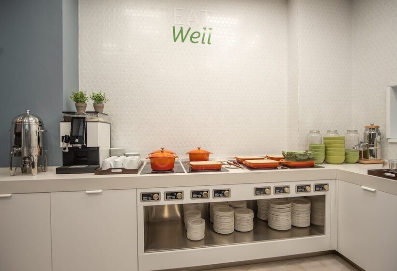 هتل Holiday Inn Bucharest   Times, An Ihg