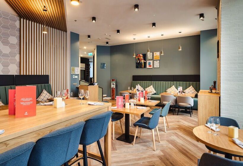 هتل Holiday Inn Bucharest   Times, An Ihg