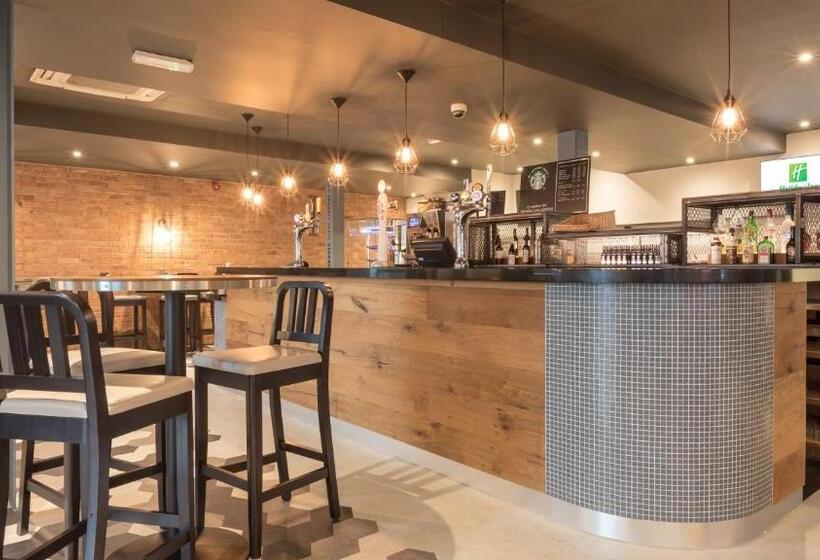 酒店 Holiday Inn Manchester Central Park By Ihg