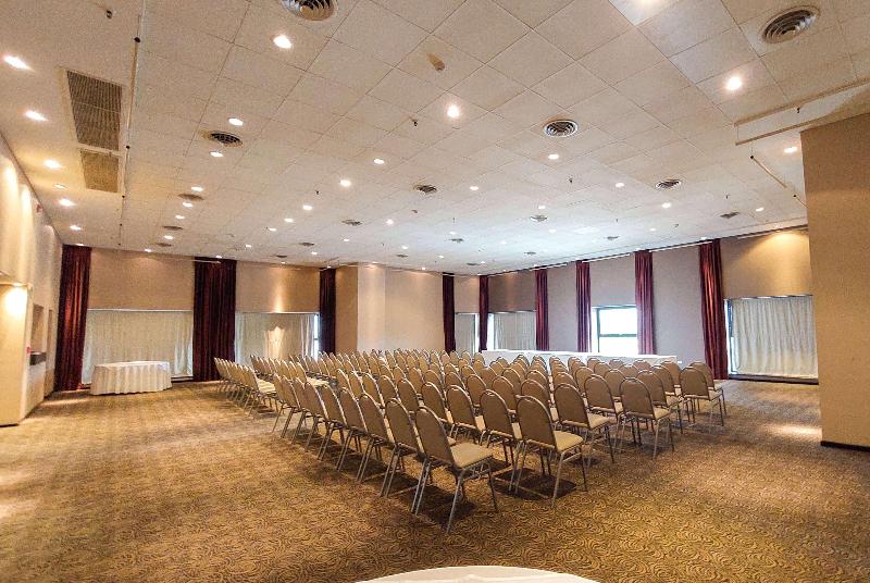 Отель Howard Johnson Plaza Jujuy