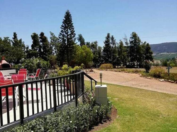 فندق Joie De Vevre Conferences