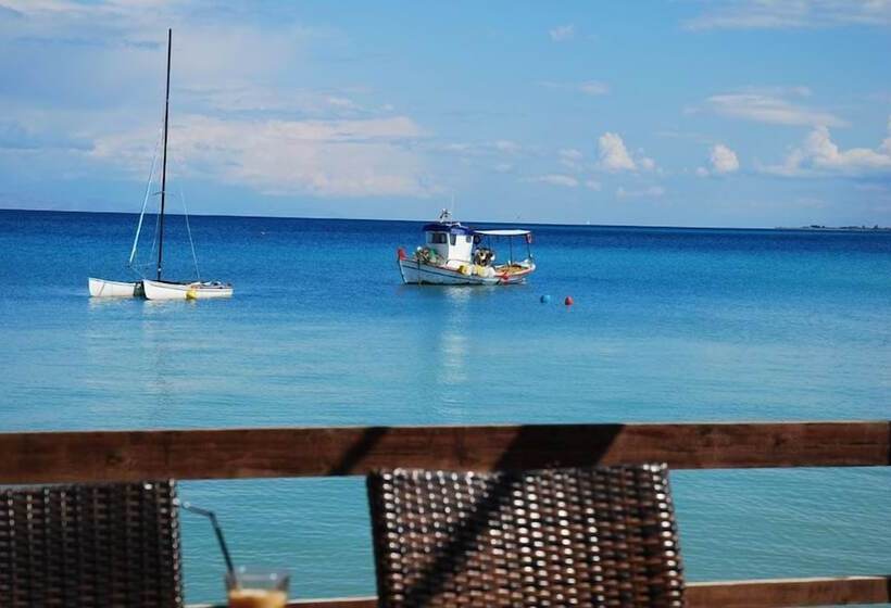 בית מלון כפרי Kanelli Beach