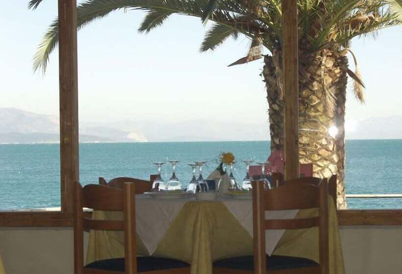 בית מלון כפרי Kanelli Beach