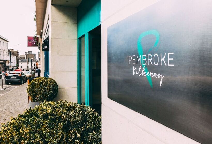 Отель Kilkenny Pembroke