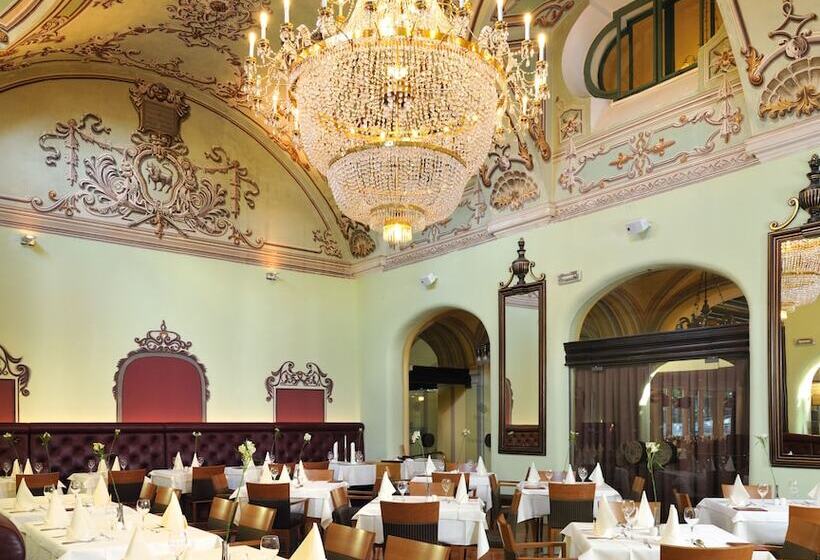 هتل Kristal  Terme Krka