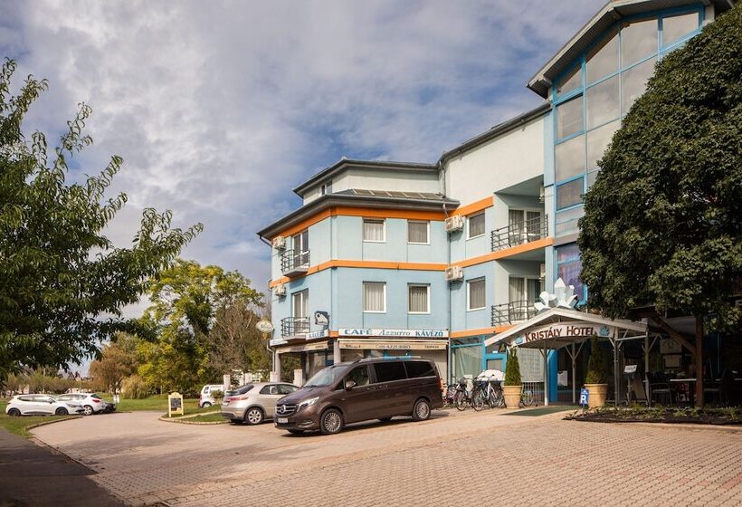 Отель Kristály