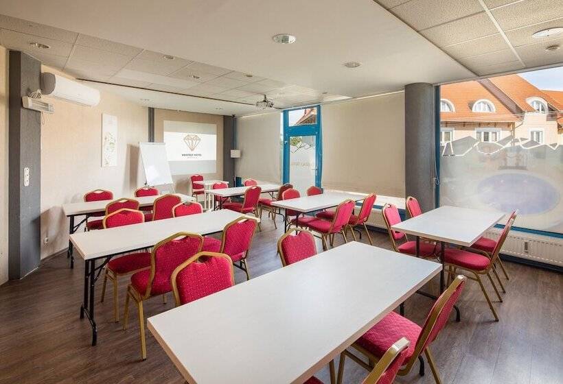 Отель Kristály