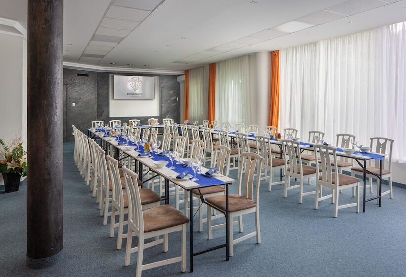 Отель Kristály