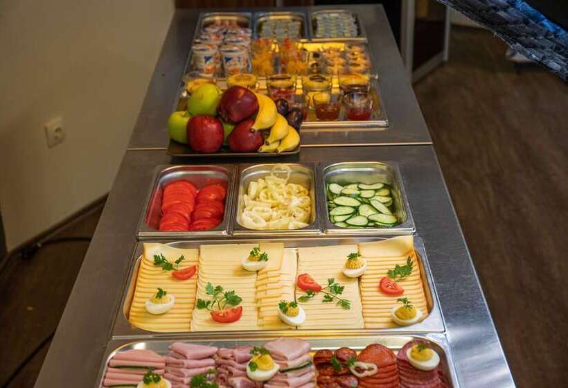 Отель Kristály