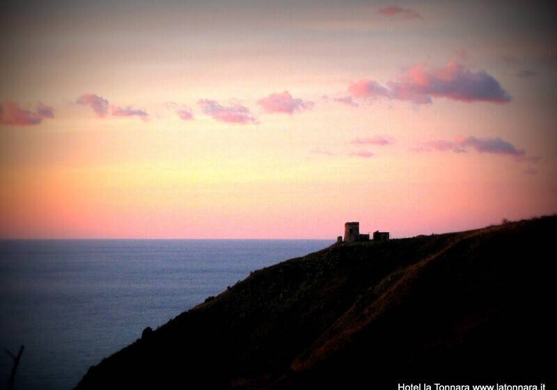 酒店 La Tonnara