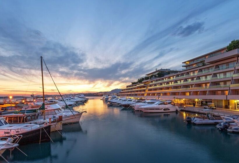 هتل Le Méridien Lav, Split