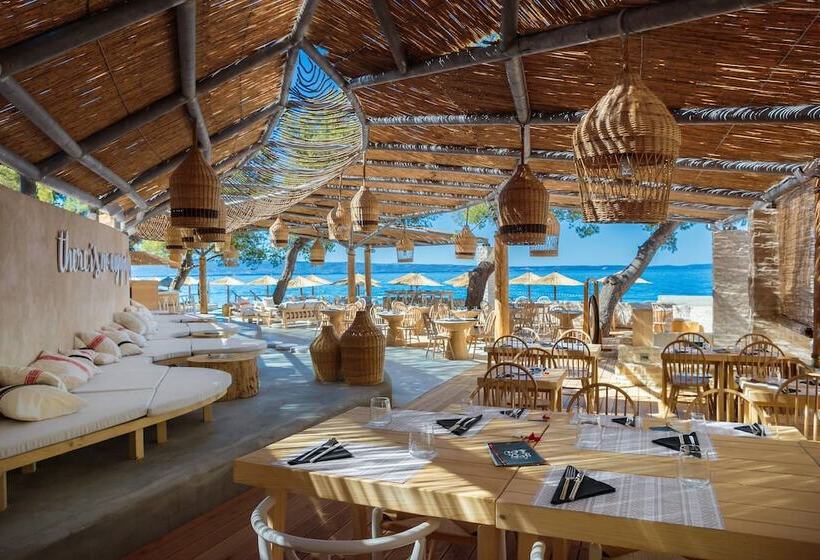 هتل Le Méridien Lav, Split