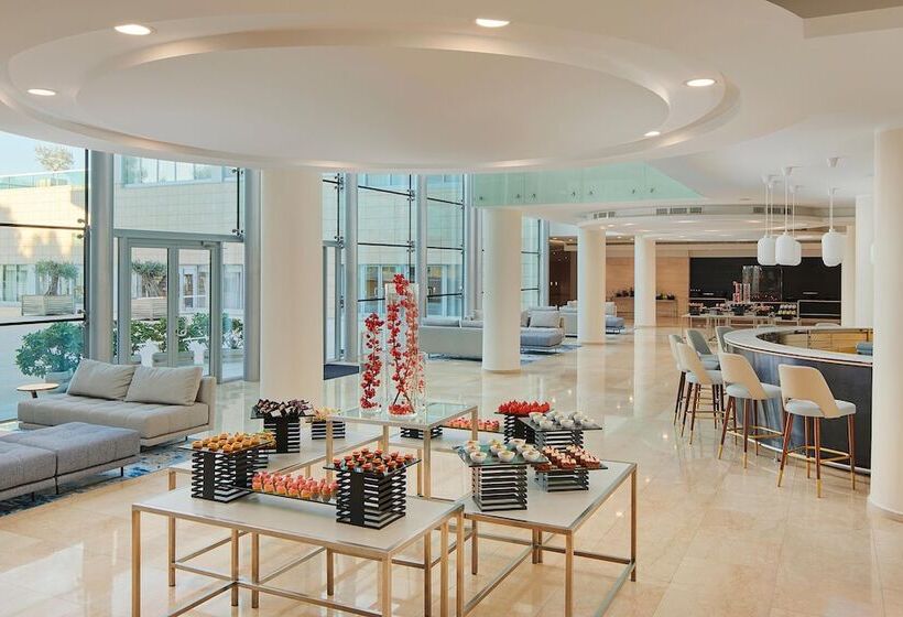 هتل Le Méridien Lav, Split