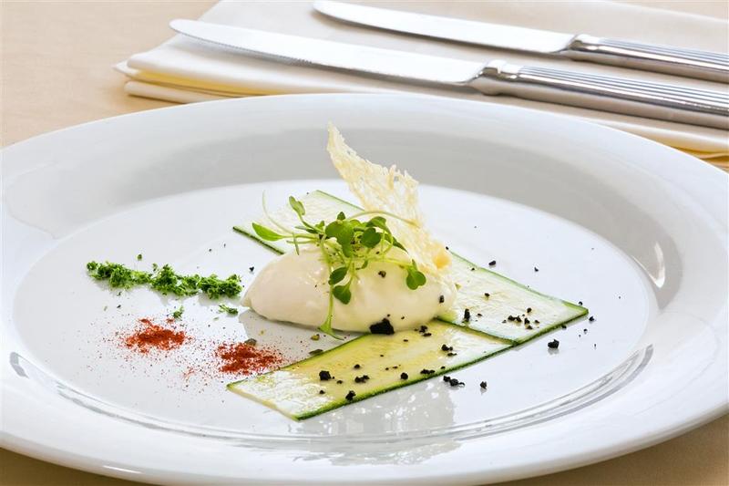 هتل Le Méridien Lav, Split