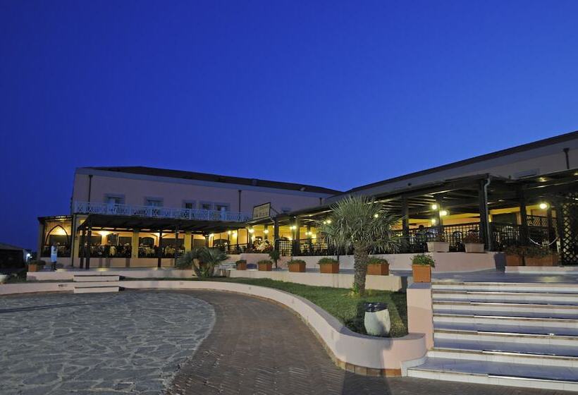 호텔 Le Tonnare Di Stintino  Beach Resort