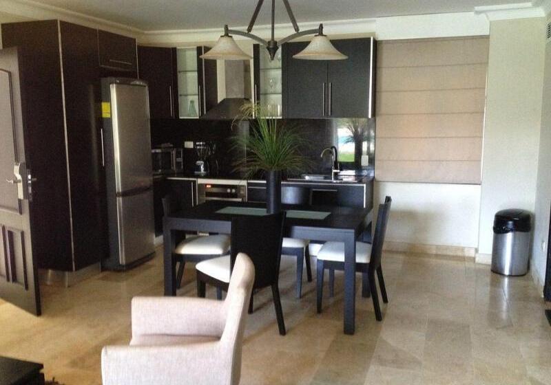 ホテル Lifestyle Crown Residence Suites