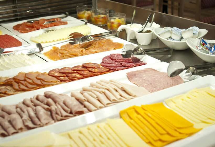 هتل Luze Castellana