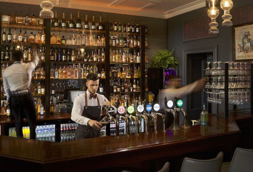 Отель Lyrath Estate