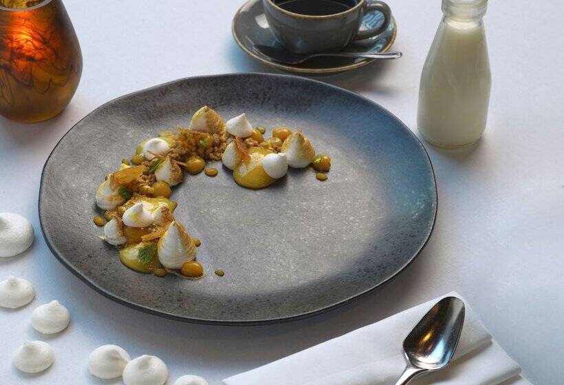 Отель Lyrath Estate