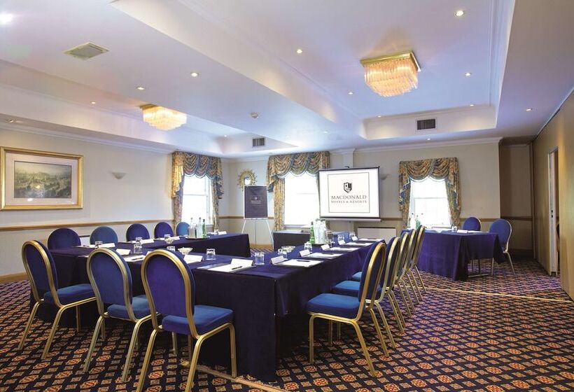 فندق Macdonald Houstoun House