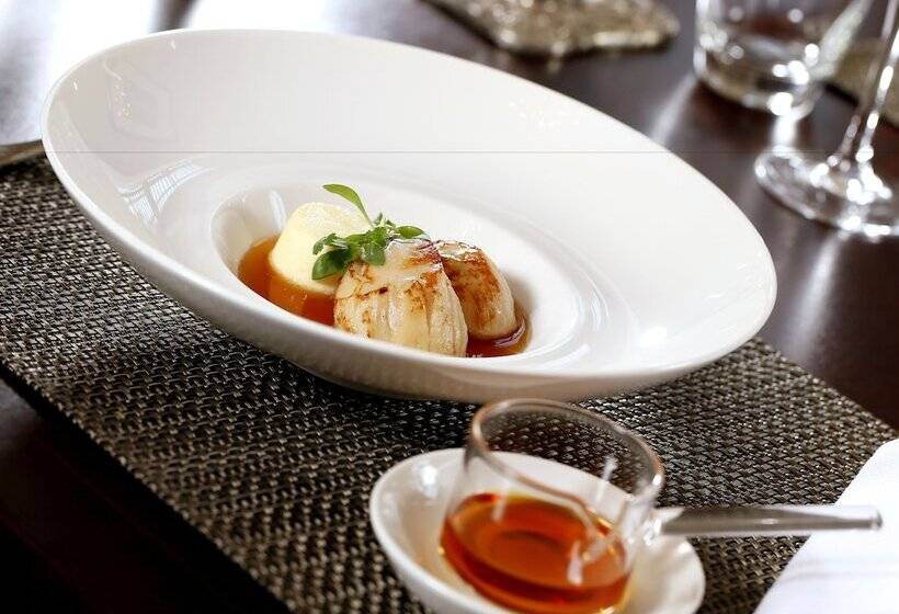 فندق Macdonald Houstoun House