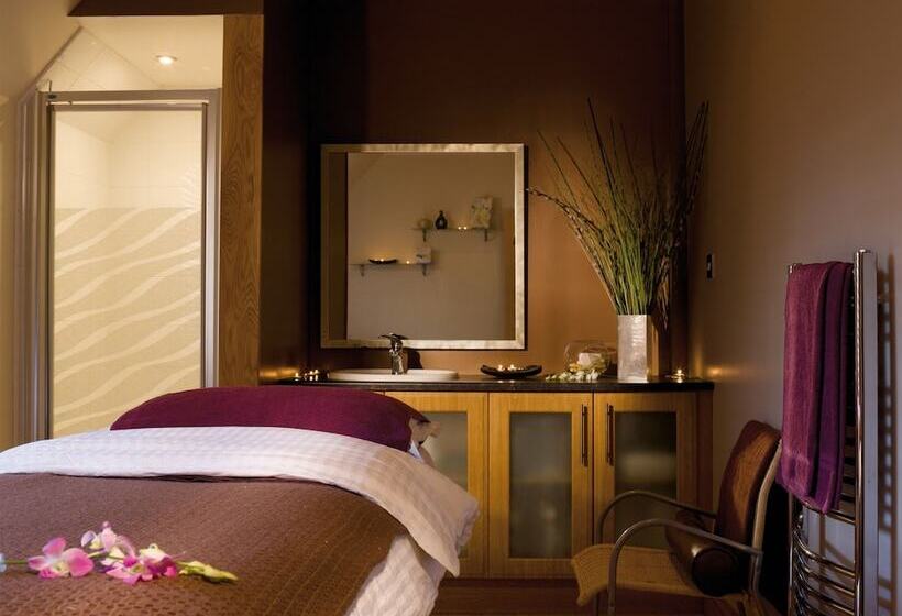 فندق Macdonald Houstoun House