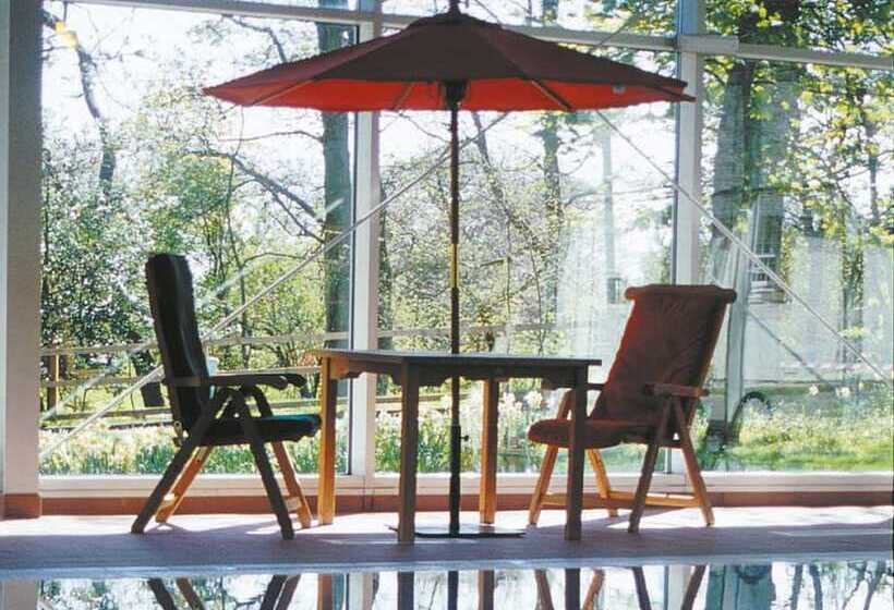 فندق Macdonald Houstoun House