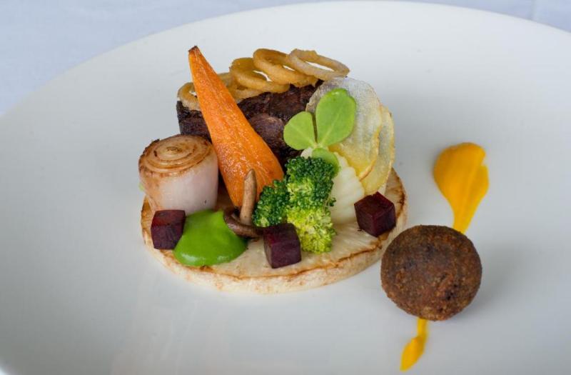 Macdonald Old England Hotel & Spa