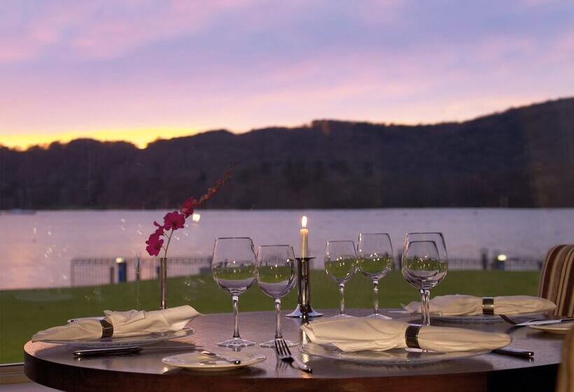 Macdonald Old England Hotel & Spa