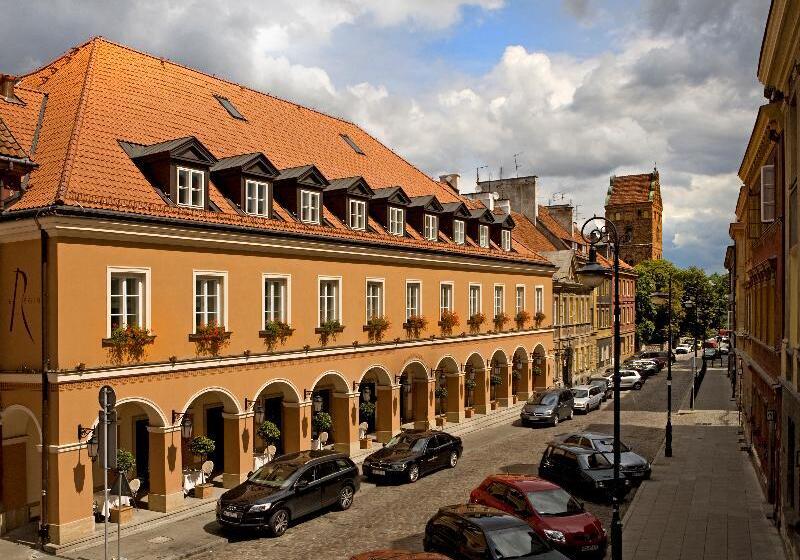 בית מלון כפרי Mamaison Le Regina Boutique