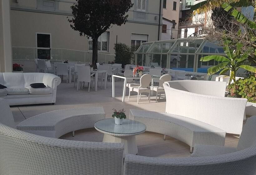 בית מלון כפרי Manzoni Wellness&spa